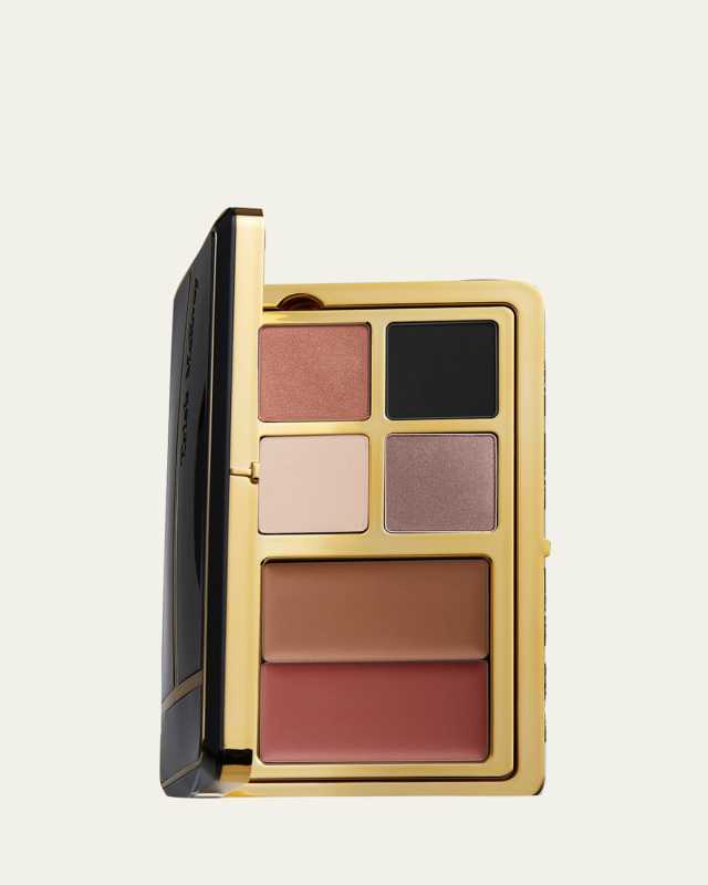 Elegant Essentials Compact Set